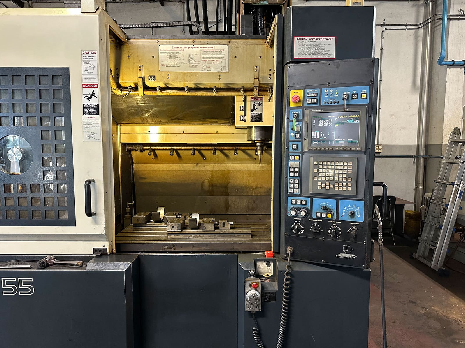 Makino V55 con CNC Fanuc